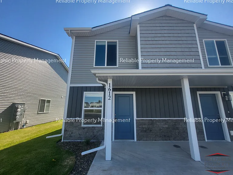 1612 Hannah Ln — Photo 9