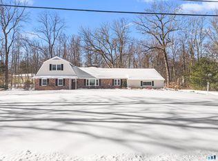 15 Lindencrest Drive, Danbury, CT 06811