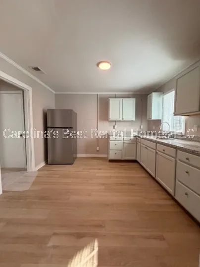 621 Milligan St #C — Photo 7