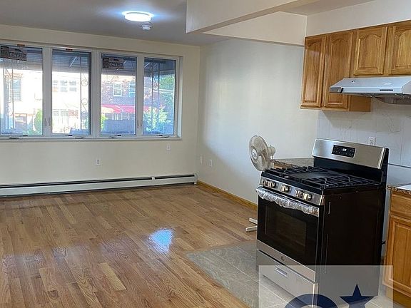 3rd image of 62 Bay 38 St #2