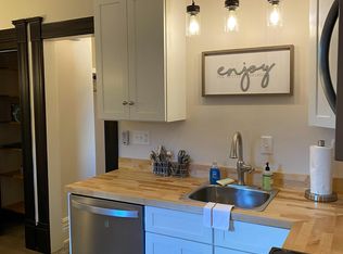 408 Market St APT B, Warren, PA 16365