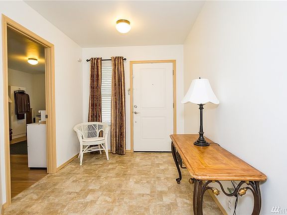 Welcoming entry to greet your guests