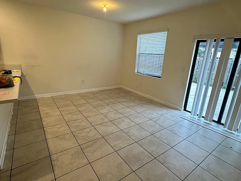 11416 SW 250th St — Photo 22