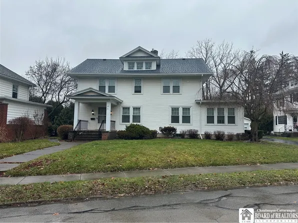 25 Hazard Pkwy, Albion, NY 14411