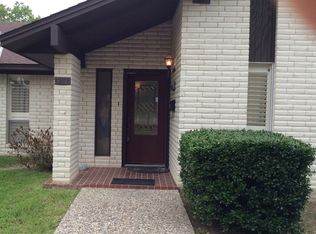 3411 Cavitt Ave, Bryan, TX 77801