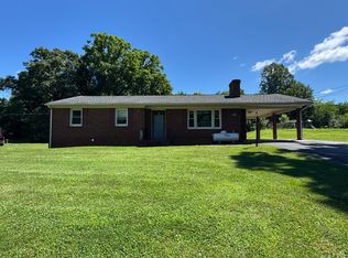 888 Oakville Rd, Appomattox, VA 24522