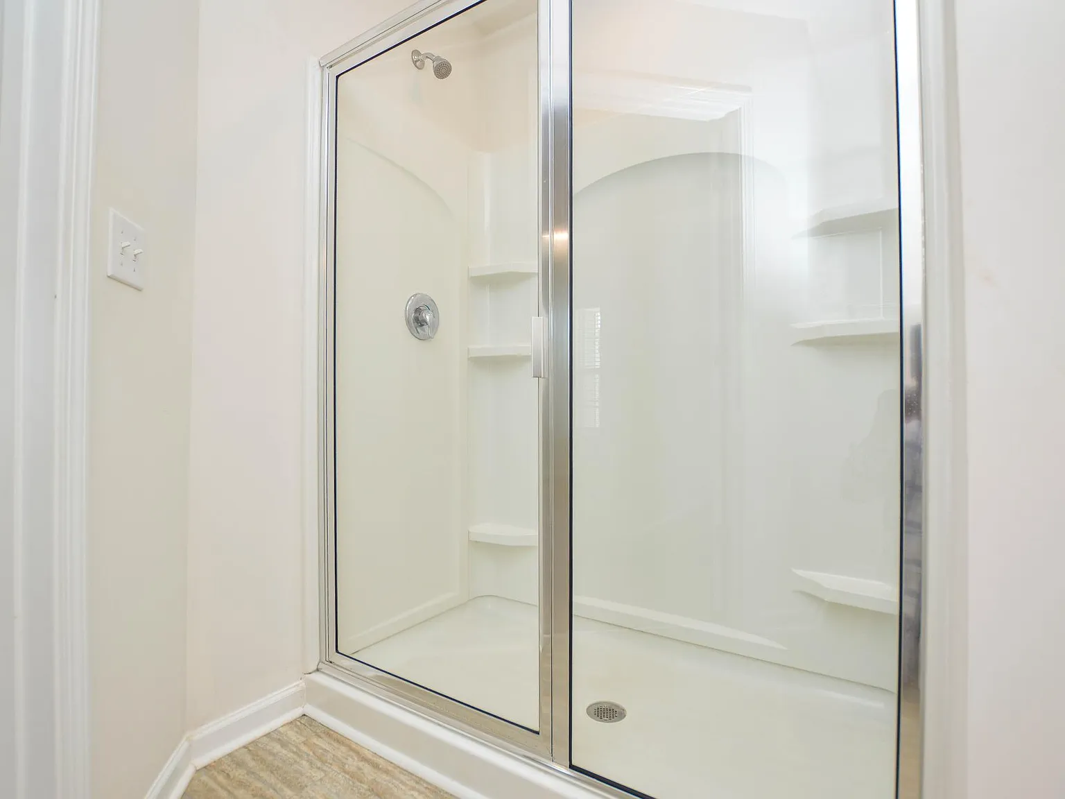 3 bed, 2.5 bath, 1429 sqft, $1,890 — Photo 3