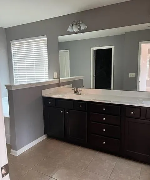 DOUBLE VANITY