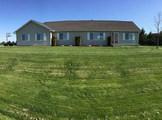 503 Raider Dr, Williamsburg, IA