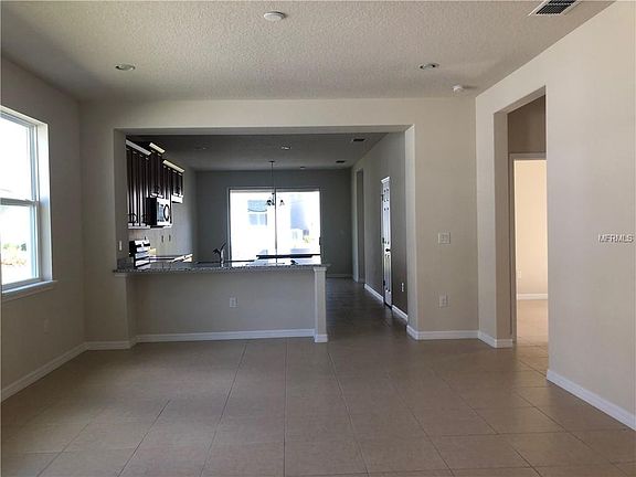 4th image of 2440 Annacella Ave