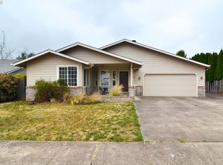 4085 Sunset Vw, Eugene, OR 97405