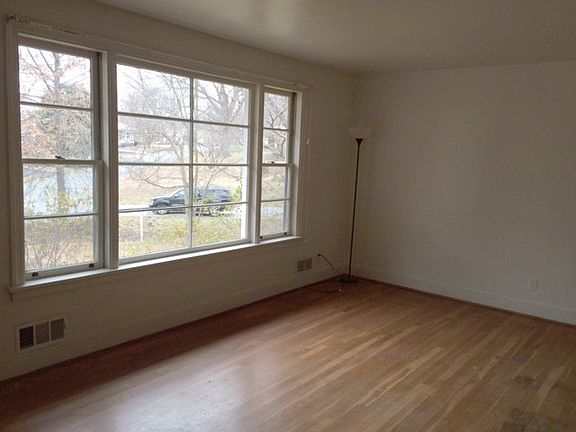 3rd image of 6201 Kimberly Cir