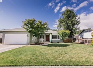 1205 E 2nd Ave, Sutherlin, OR 97479