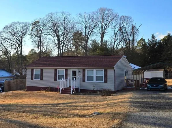 6725 Aralia Ave, Saint Leonard, MD 20685