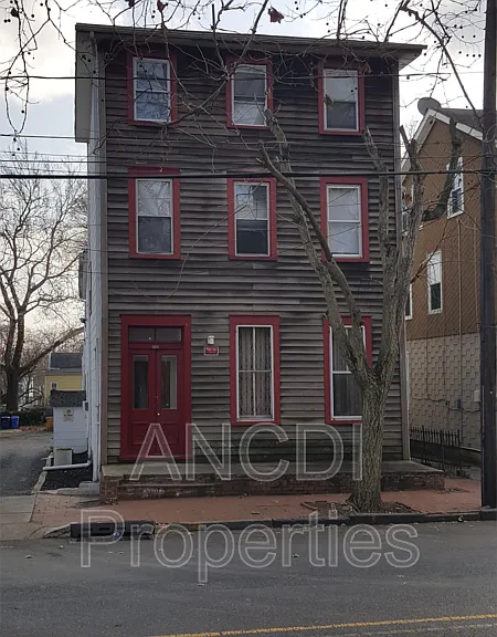 122 Garden St #C — Photo 5