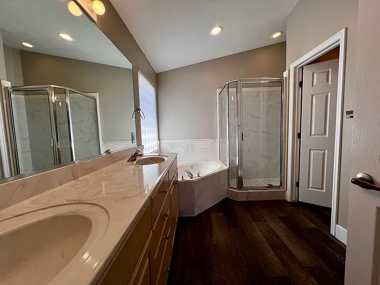 400 Paradise Pkwy #124 — Photo 10