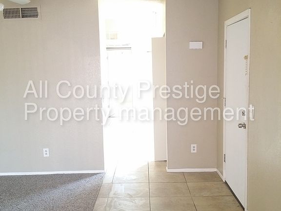 3rd image of 2832 E Marconi Ave APT 201