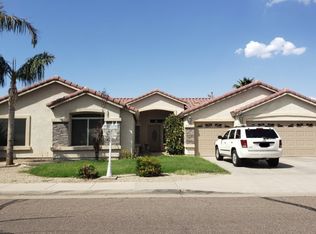 1924 E Vineyard Rd, Phoenix, AZ 85042