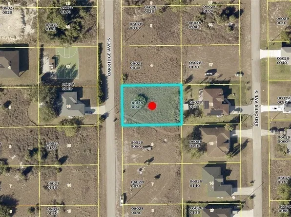 735 Oakridge Ave S, Lehigh Acres, FL 33974