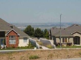 3913 W 48th, Kennewick, WA 99337