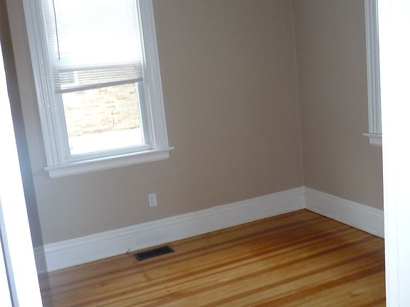 4th image of 5908 Cary Ave APT 1