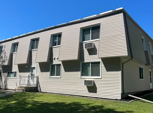 515 Oxford St #1, Grand Forks, ND 58203
