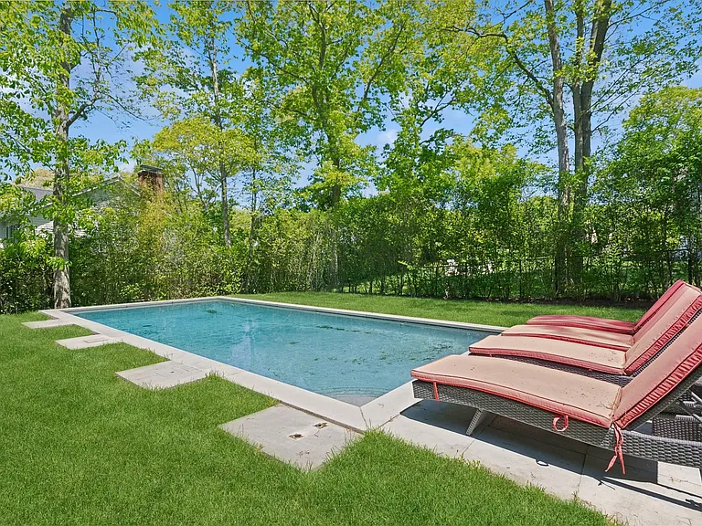 85 Hempstead St — Photo 38