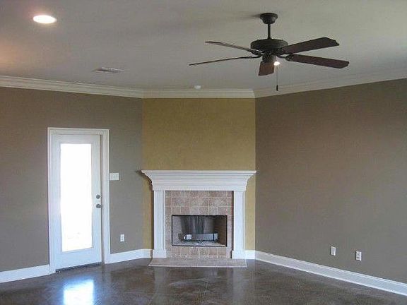2nd image of 107 Tara Oak Dr