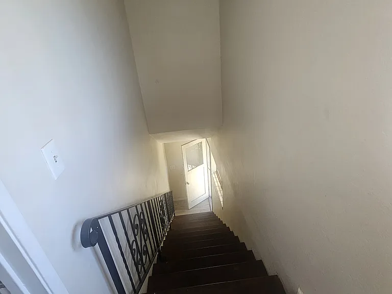 1282 McGinness Ave #2 — Photo 7