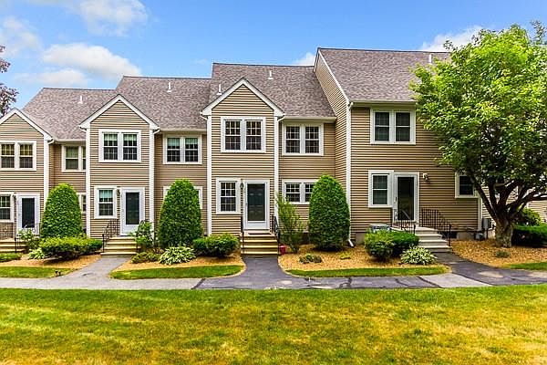 1st image of 19 Hovey Pond Dr