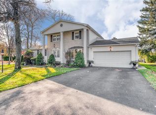 62 W River Pkwy, North Providence, RI 02904