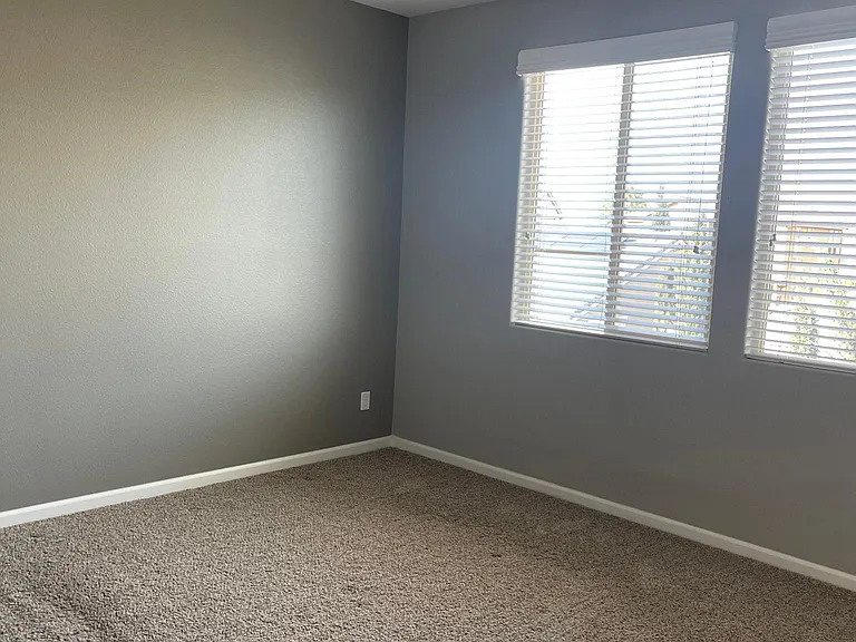 2042 E Christensen Dr — Photo 20