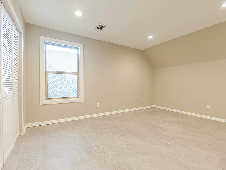 13435 Lapstone Ln — Photo 34