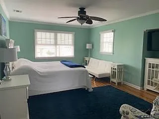 5 bed, 3.0 bath, 3101 sqft, $5,000 — Photo 3