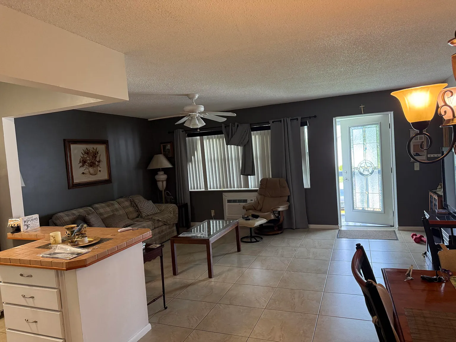 1 bed, 1.5 bath, 684 sqft, $1,375 — Photo 4