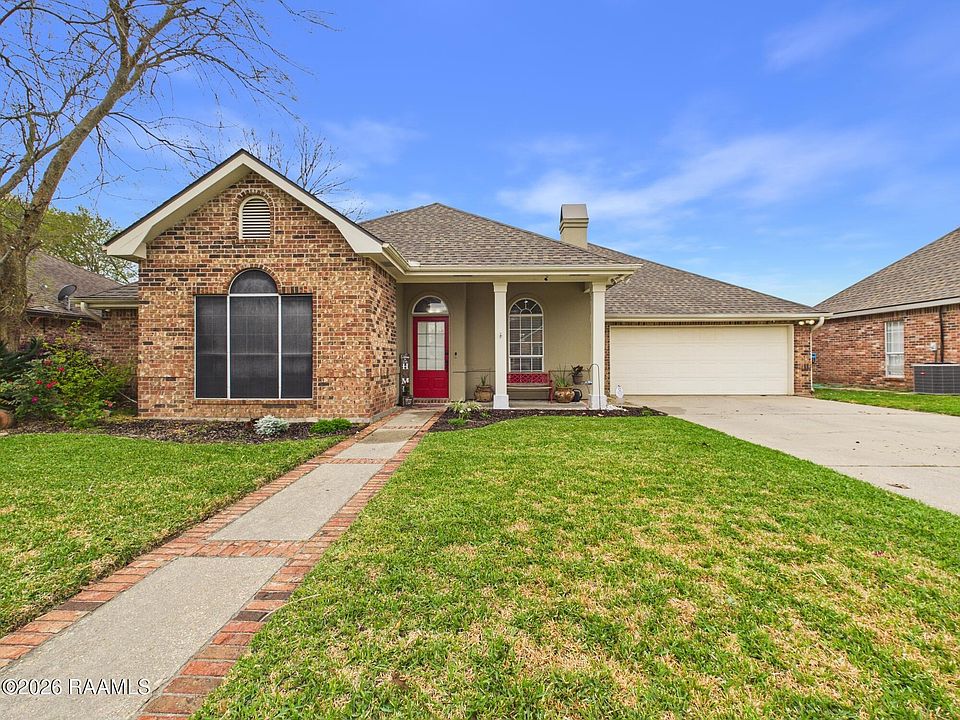 1st image of 430 Planters Row