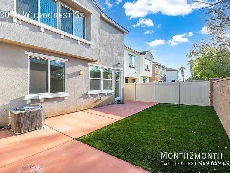 630 W Woodcrest St — Photo 44