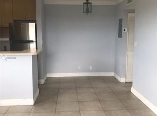 110 SE 2nd St APT 312, Hallandale, FL 33009