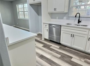 5501 Country Club Dr #B, Victoria, TX 77904