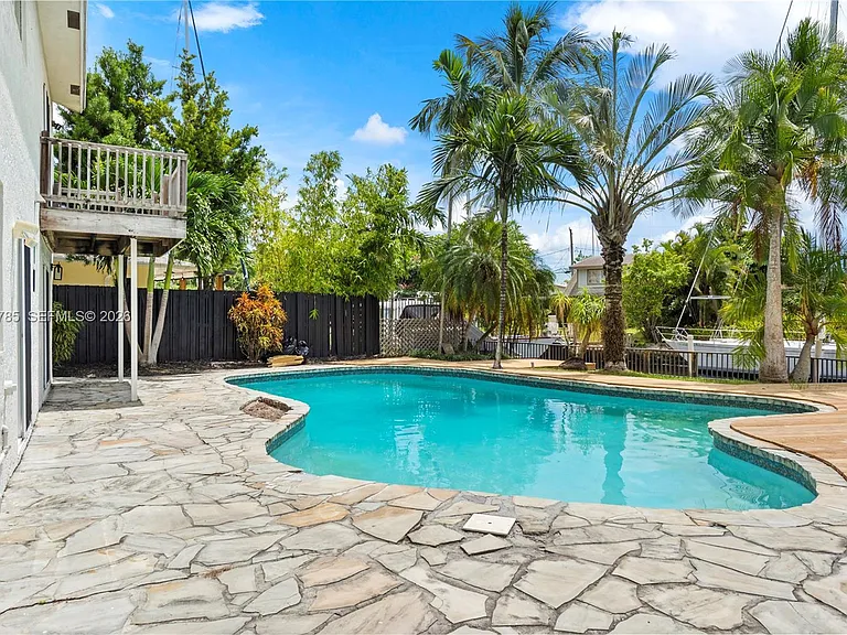 1617 SW 17th Ave — Photo 31