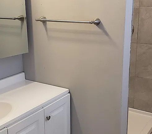 5th image of 3255 Glendora Ave