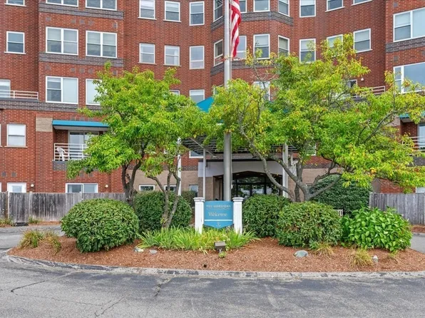 9 Park Ave APT 707, Hull, MA 02045