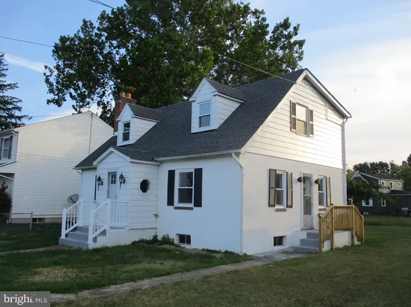320 Hollingsworth St, Elkton, MD 21921