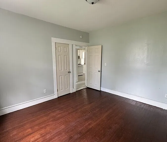 918 Winchester Ave #2 — Photo 4