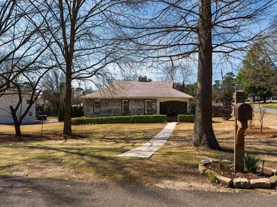 1000 Granbury Rd, Vestavia Hills, AL, 35216