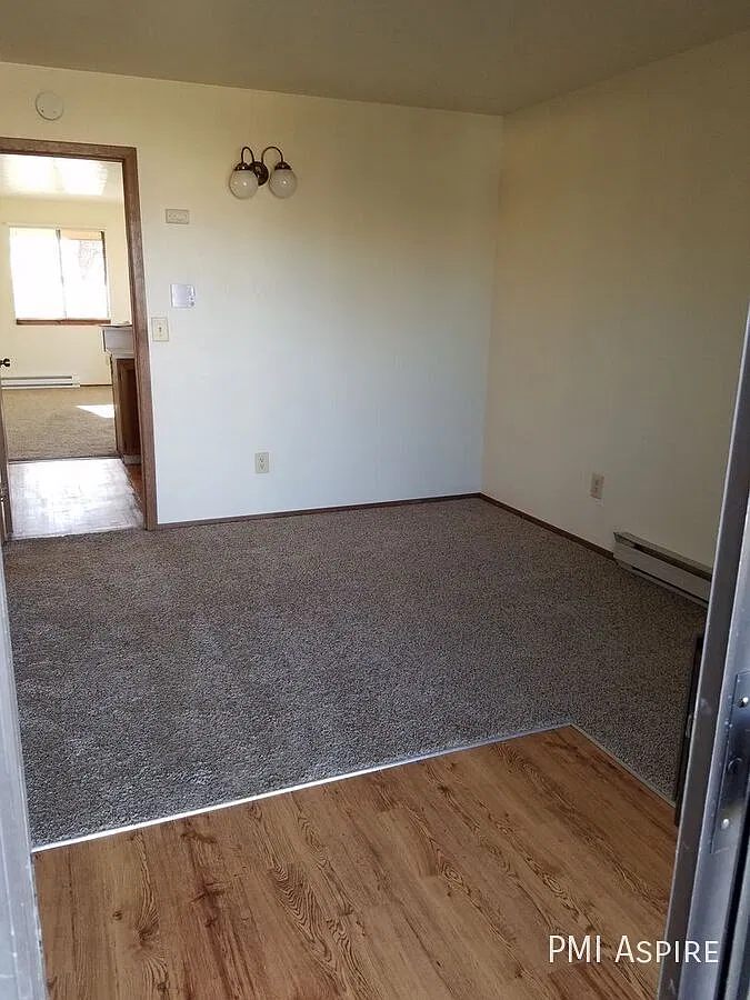 "Charming 1-Bed Oasis in Lafayette - Cozy 550 Sq Ft Retreat Awaits!" — Photo 4