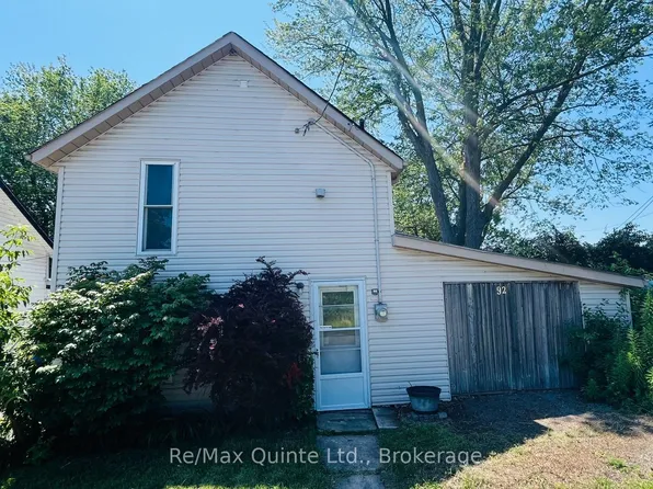 92 Foster Ave S, Belleville, ON K8N 3P7