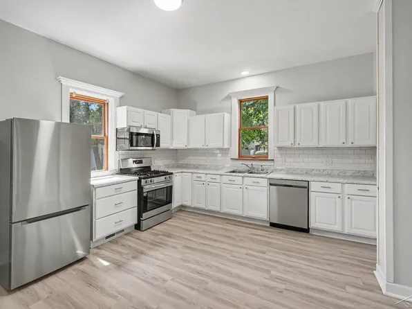 804 E Smith St, Bay City, MI 48706