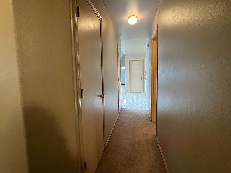 3 bed, 2.0 bath, 1234 sqft, $2,350 — Photo 8