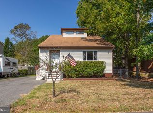 4942 Beech St, Shady Side, MD 20764